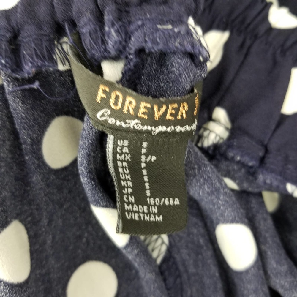 Forever 21 Polka Dot Casual Shorts Women's Sash Belt Size S Navy White - Picture 6 of 7